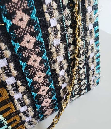 Sac pochette chaîne "Forêt de bouleaux sous la neige, de beau jour et de belle nuit."