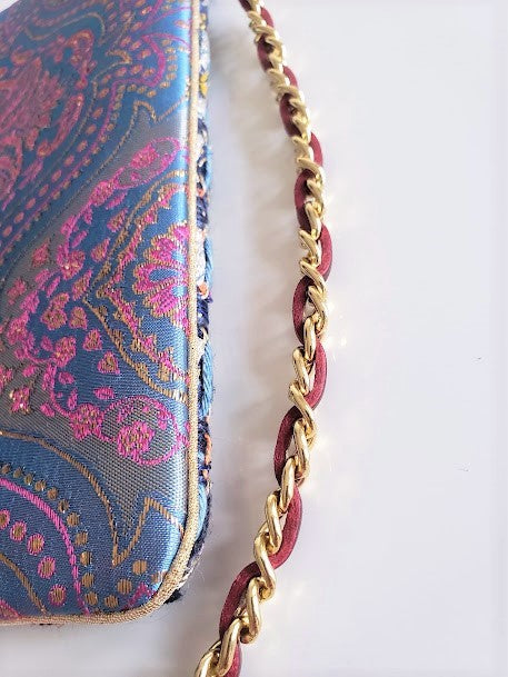 Sac pochette Bleu "Le Miroitement des eaux de l'étang sous le soleil et légèrement ondulant."