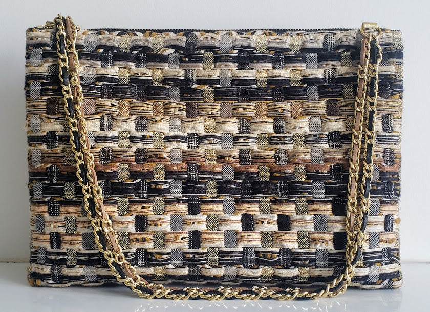 Sac à main "Terre d'Afrique, huttes traditionnelles des villages au bord du Sahel."