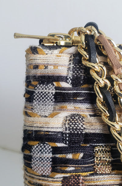 Sac à main "Terre d'Afrique, huttes traditionnelles des villages au bord du Sahel."