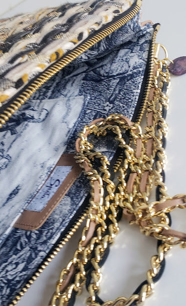 Sac à main "Terre d'Afrique, huttes traditionnelles des villages au bord du Sahel."