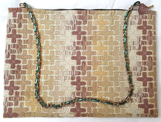Sac pochette chaîne "Girly Saint Tropez 60's." PRECOMMANDE.
