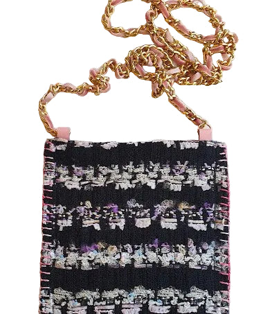 Mini sac "Eclosion de fleurs multicolores et sève argentée rose."