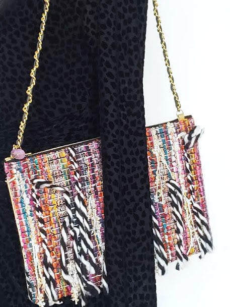 Sac pochette chaîne "Joyeux débordements de la rentrée aux nuits bien profondes."