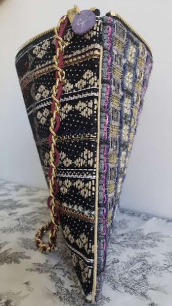 Sac pochette chaîne "Eclat Haute Joaillerie et lumières des villes vues du ciel la nuit."