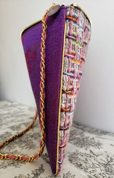 Sac pochette chaîne "Bouquet multicolore de stachys byzantina et tableau de petites fleurs rouges."