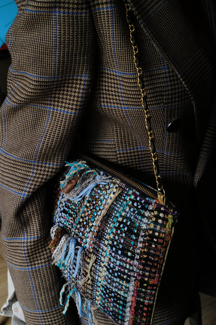 Les sacs bleus verts pour vous accompagner cet automne, une "touche haute Couture" qui sent bon la nature.