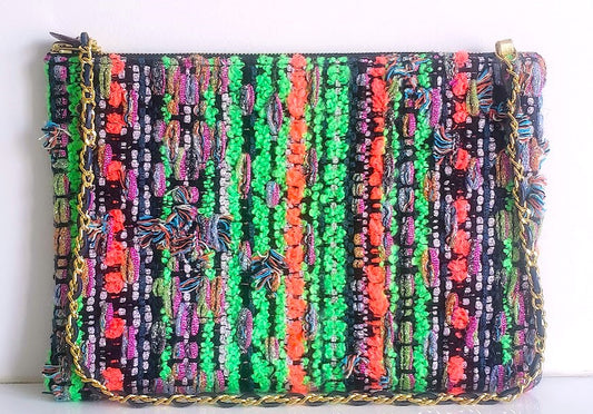 Sac pochette chaîne de fêtes "Couleurs et Matières de la nature florissante au printemps et noir épuré de l'hiver."