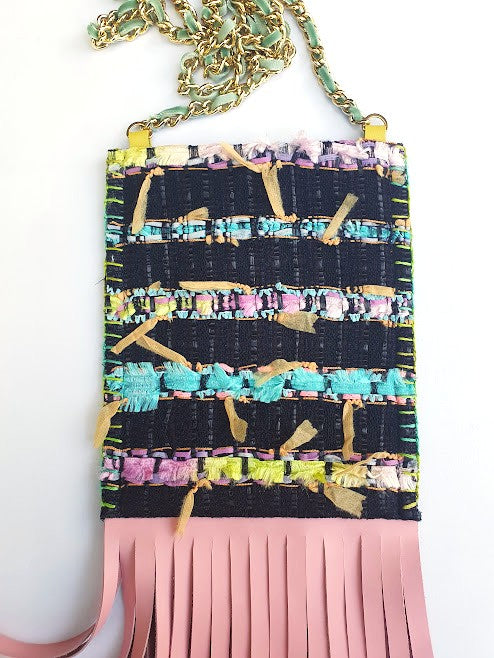 Mini sac "Eclosion de fleurs multicolores et sève jaune."