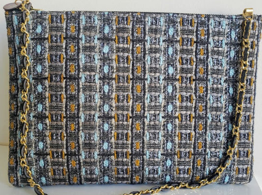 Sac pochette chaîne "Ciel de fin d'été, chargé et dégagé."